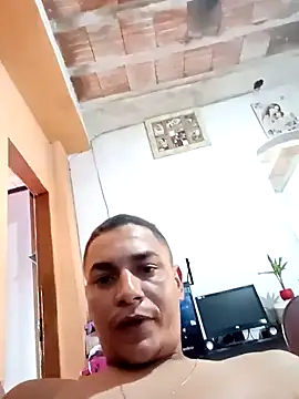 Snapshot of 121fff chatting on November 7, 5:35 pm 121fff online show from November 7, 5:35 pm