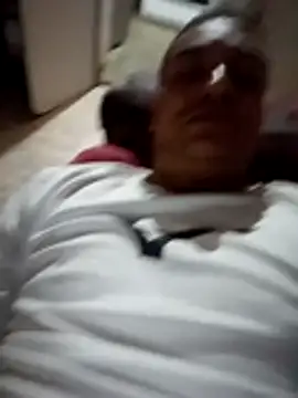 Snapshot of 121fff chatting on November 22, 11:42 am 121fff online show from November 22, 11:42 am