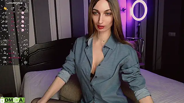  Amelle  online show from February 18, 9:09 pm