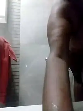 NWC4LYF online show from December 1, 7:14 pm