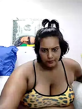 NWC4LYF online show from February 8, 9:46 am