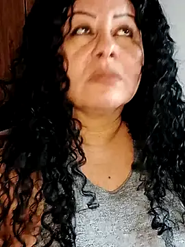 Snapshot of hazel_milf chatting on February 26, 9:48 pm hazel milf online show from February 26, 9:48 pm