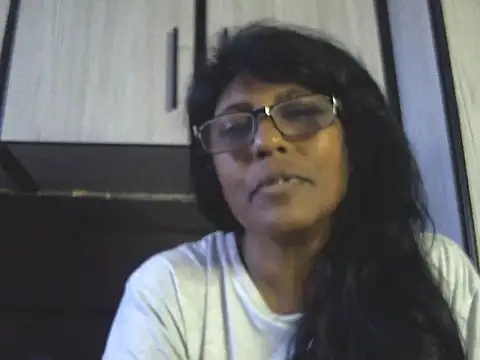 MsAttitude online show from April 26, 10:35 am