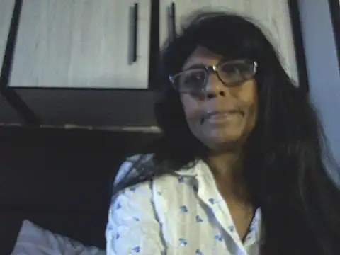 MsAttitude online show from April 27, 11:30 am