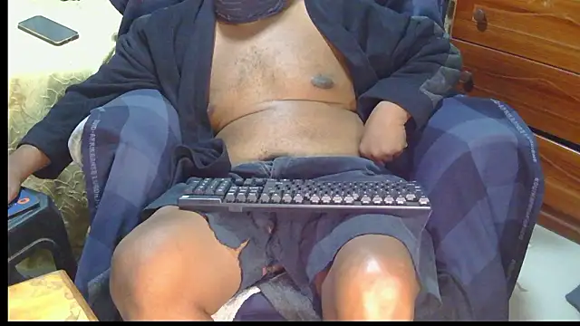 Snapshot of CharlesBlk79_ chatting on March 12, 6:58 pm CharlesBlk79 online show from March 12, 6:58 pm