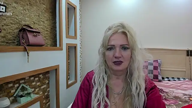 TrueFoxyyy online show from March 2, 2:54 pm