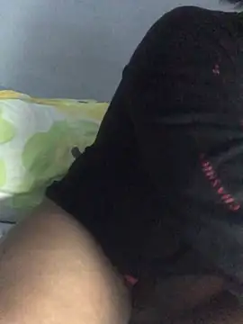 Snapshot of sweett_shaley chatting on July 21, 8:33 pm sweett shaley online show from July 21, 8:33 pm