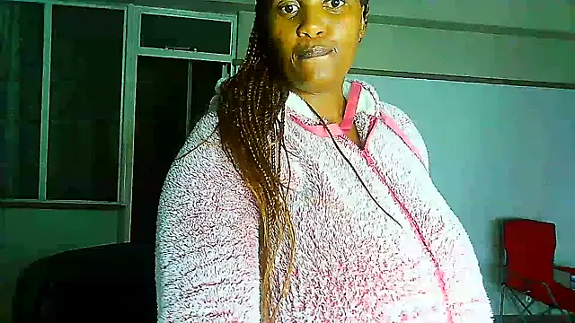 Snapshot of Charlie-Crawford chatting on February 18, 7:19 pm Charlie-Crawford online show from February 18, 7:19 pm