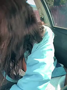 1Topgyal online show from March 18, 2:48 pm