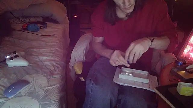 Snapshot of xxxTony999 chatting on January 5, 6:13 am xxxTony999 online show from January 5, 6:13 am