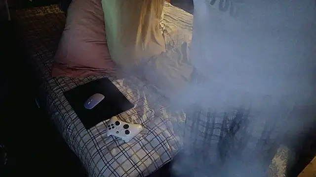 Snapshot of xxxTony999 chatting on January 23, 11:15 pm xxxTony999 online show from January 23, 11:15 pm