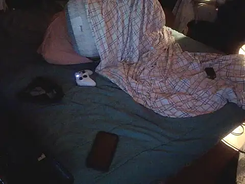 Snapshot of xxxTony999 chatting on February 11, 6:51 am xxxTony999 online show from February 11, 6:51 am