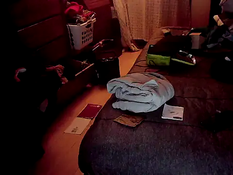 Snapshot of xxxTony999 chatting on November 21, 7:40 am xxxTony999 online show from November 21, 7:40 am