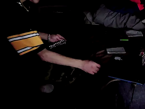 Snapshot of xxxTony999 chatting on November 27, 6:10 pm xxxTony999 online show from November 27, 6:10 pm