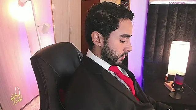 Snapshot of ItsMeEros chatting on February 20, 9:04 pm ItsMeEros online show from February 20, 9:04 pm