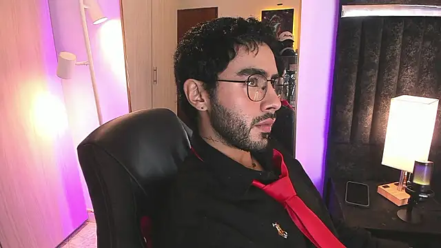 Snapshot of ItsMeEros chatting on March 14, 11:43 pm ItsMeEros online show from March 14, 11:43 pm