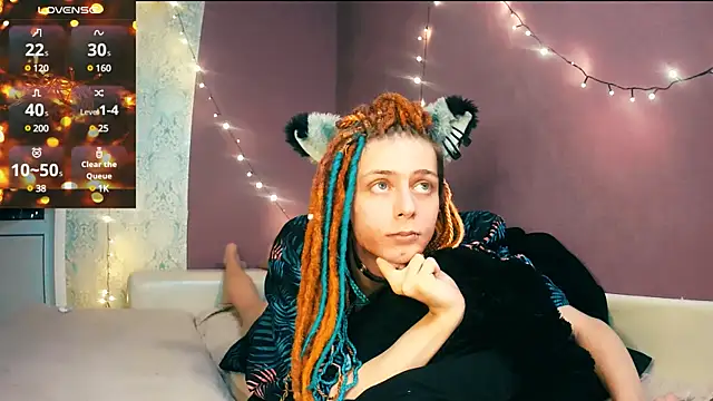 Snapshot of Littlepinkcat chatting on December 20, 9:06 pm Littlepinkcat online show from December 20, 9:06 pm