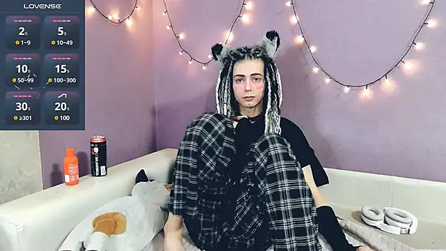 Snapshot of Littlepinkcat chatting on February 14, 2:39 am Littlepinkcat online show from February 14, 2:39 am