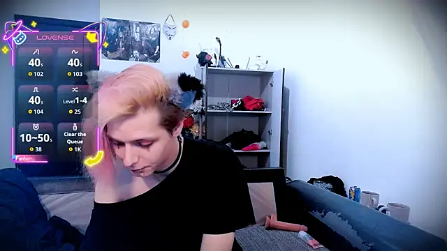 Snapshot of Littlepinkcat chatting on October 2, 3:02 am Littlepinkcat online show from October 2, 3:02 am