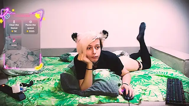 Littlepinkcat online show from July 22, 12:02 am
