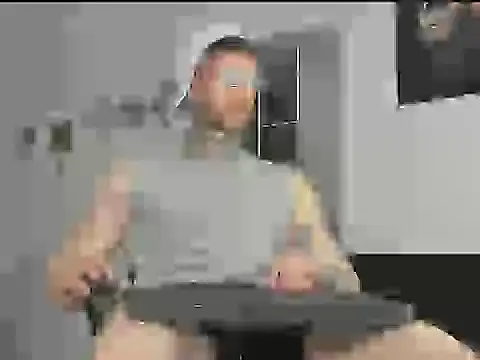  jamesleandros1 online show from February 3, 8:46 pm