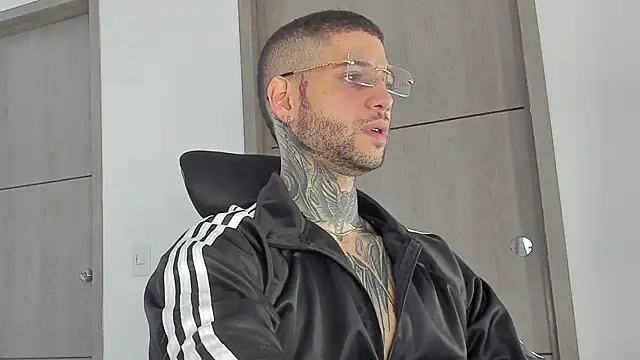  jamesleandros1 online show from September 8, 5:12 pm