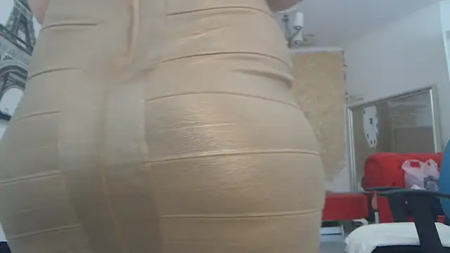 AnnaBellaLuckyXOXO online show from July 20, 1:02 pm