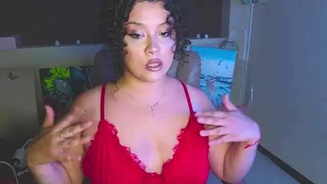 Snapshot of Malika_uAngel chatting on July 3, 9:10 pm Malika uAngel online show from July 3, 9:10 pm