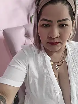 Dalessa Bigtits online show from August 1, 9:14 pm