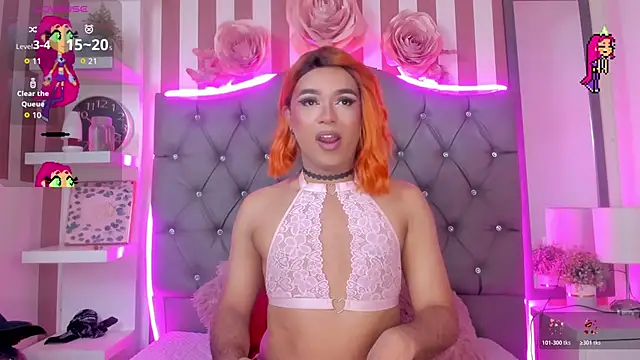 Snapshot of Star-Fire chatting on November 13, 8:41 pm Star-Fire online show from November 13, 8:41 pm