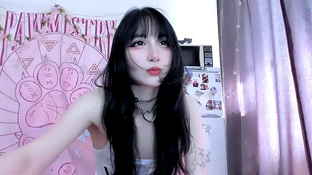 Holy420lolii online show from June 19, 1:59 pm