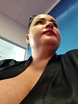GeorgiaLerox online show from July 21, 1:24 pm