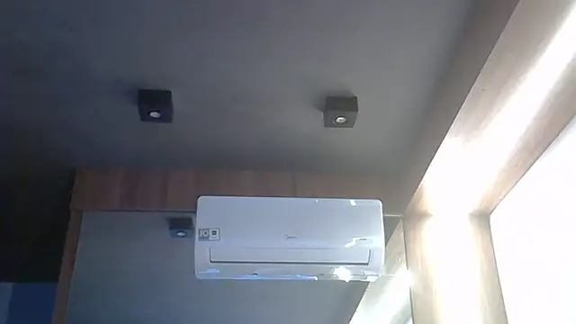 Skinny-Kitten online show from February 8, 9:29 pm