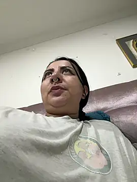 Abril Luv online show from June 2, 1:18 am