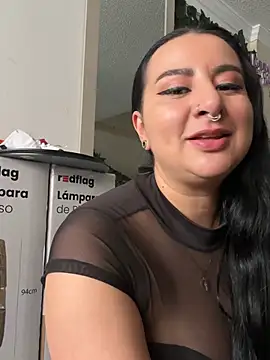 Abril Luv online show from July 1, 1:13 pm