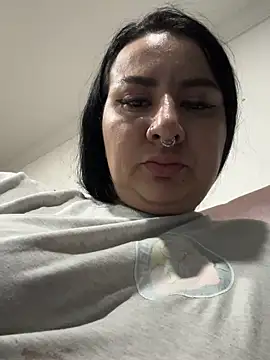 Abril Luv online show from July 2, 1:16 am