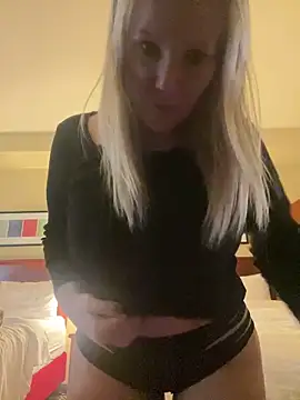 Snapshot of Sexual_Lovable_Doll chatting on November 3, 6:42 pm Sexual Lovable Doll online show from November 3, 6:42 pm