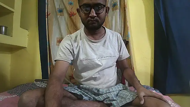 Snapshot of Cute_boy2000 chatting on March 9, 12:53 am Cute boy2000 online show from March 9, 12:53 am