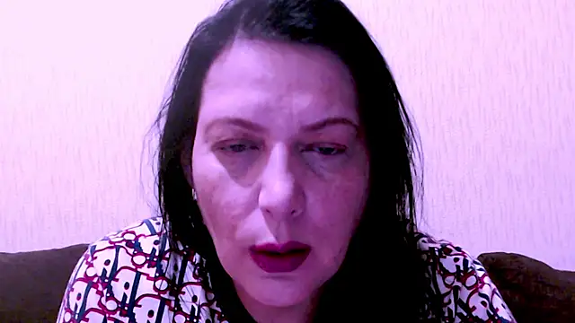 Mirabelle Sweet online show from January 7, 9:35 pm