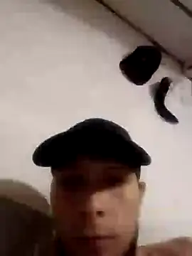 Snapshot of Bbryan chatting on September 26, 10:58 pm Bbryan online show from September 26, 10:58 pm