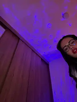 andra rose online show from June 11, 12:32 am