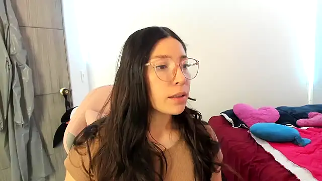 Snapshot of Spit_queen chatting on February 11, 5:29 pm Spit queen online show from February 11, 5:29 pm