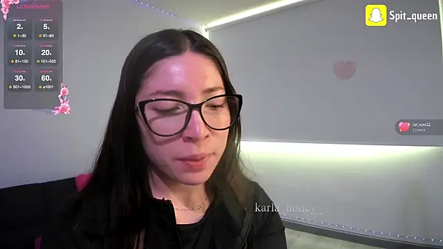 Snapshot of Spit_queen chatting on October 9, 6:50 pm Spit queen online show from October 9, 6:50 pm