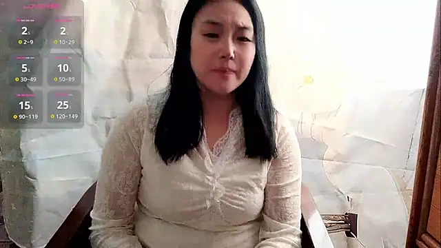 Vivianangn-e online show from April 22, 7:44 am
