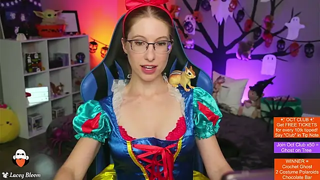 TheLaceyBloom online show from October 23, 1:27 am