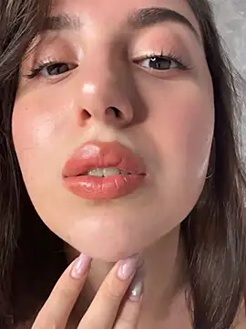 Snapshot of Tasty_Nora chatting on August 2, 5:22 pm Tasty Nora online show from August 2, 5:22 pm