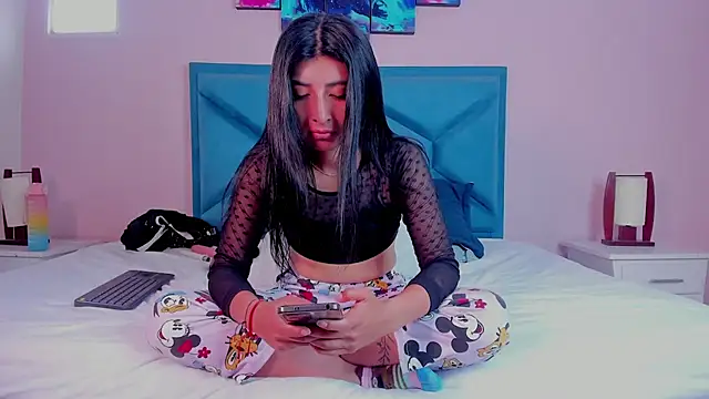 EmmaWilliamss online show from December 26, 1:21 pm