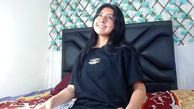 EmmaWilliamss online show from December 4, 3:32 pm