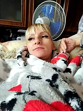 ulika1989 online show from October 12, 11:42 am