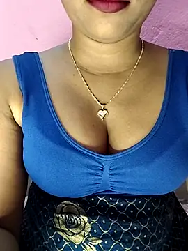 Snapshot of ANGE-MOU chatting on March 10, 7:29 pm ANGE-MOU online show from March 10, 7:29 pm